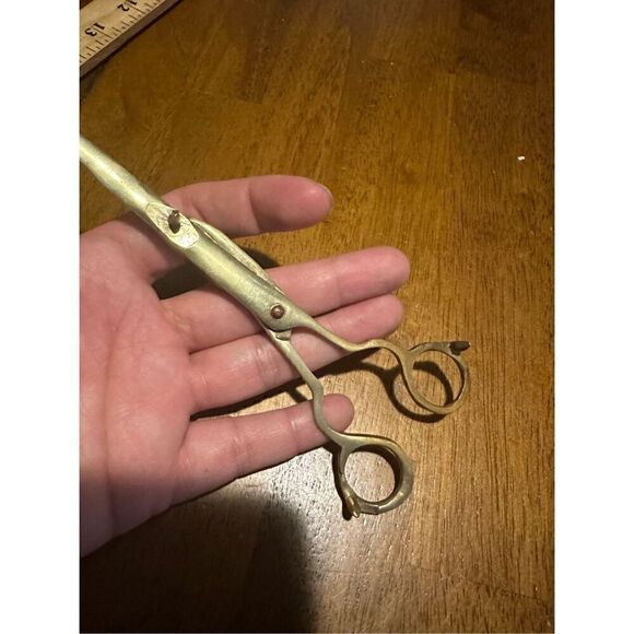 Vintage Antique Brass Candle Wick Snuffer Scissors 3 Footed - Picture 5 of 7